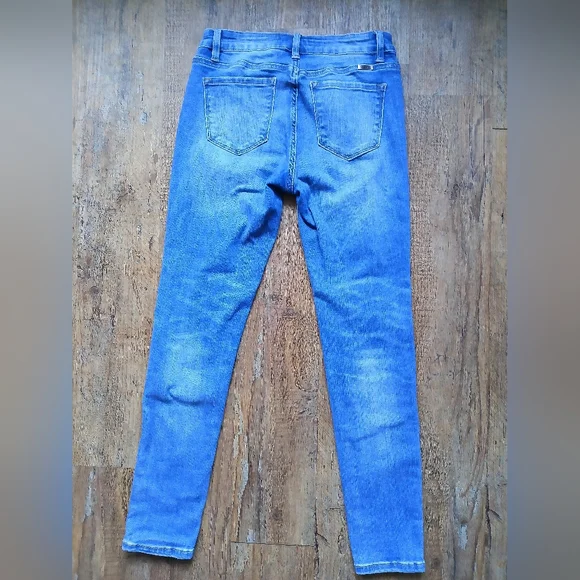 KanCan Leopard Patch Distressed Skinny Jeans Size 9/29 - Picture 4 of 7